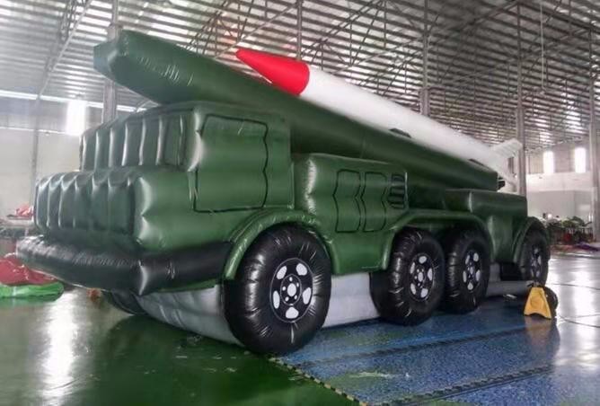 威宁迷彩导弹车